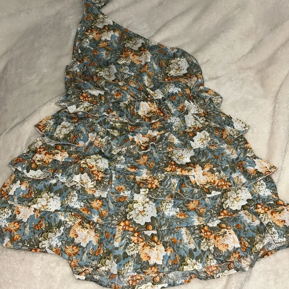 😍Shein Floral Dress with Blue and Orange Accents size medium